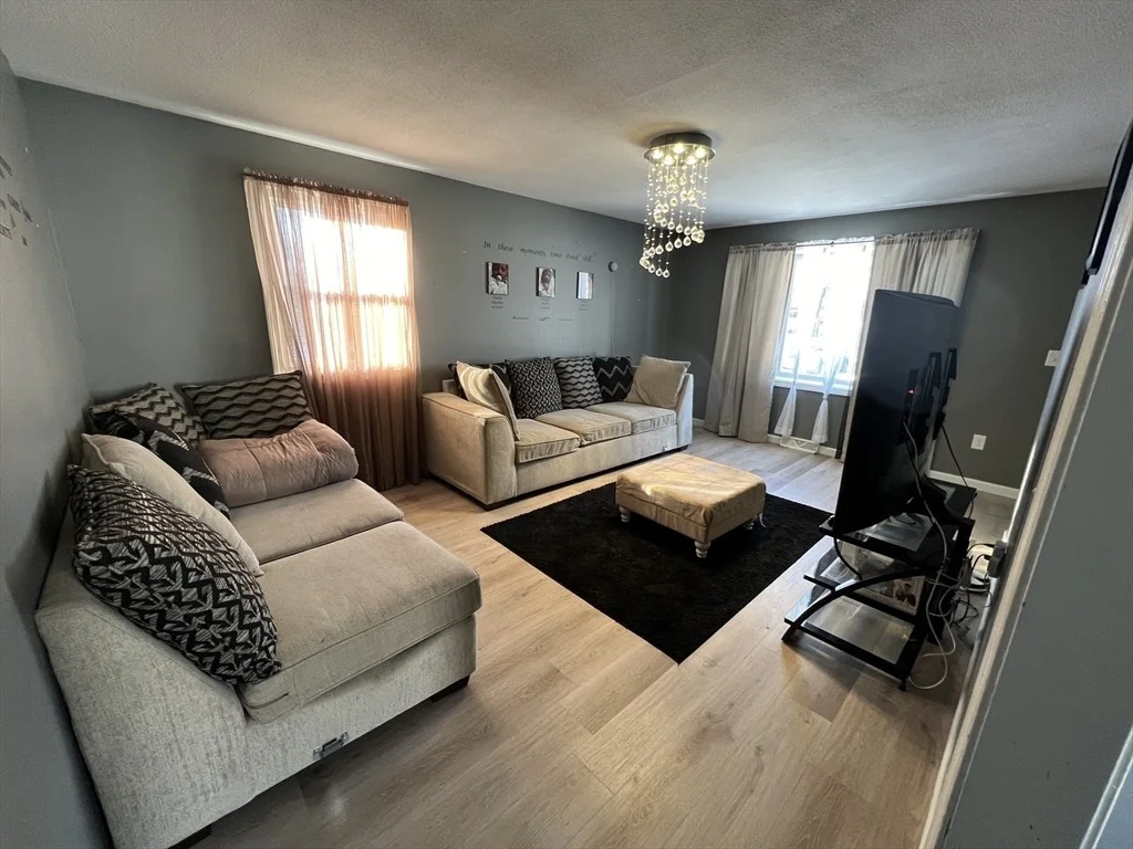 Photo of 189 Waldorf St