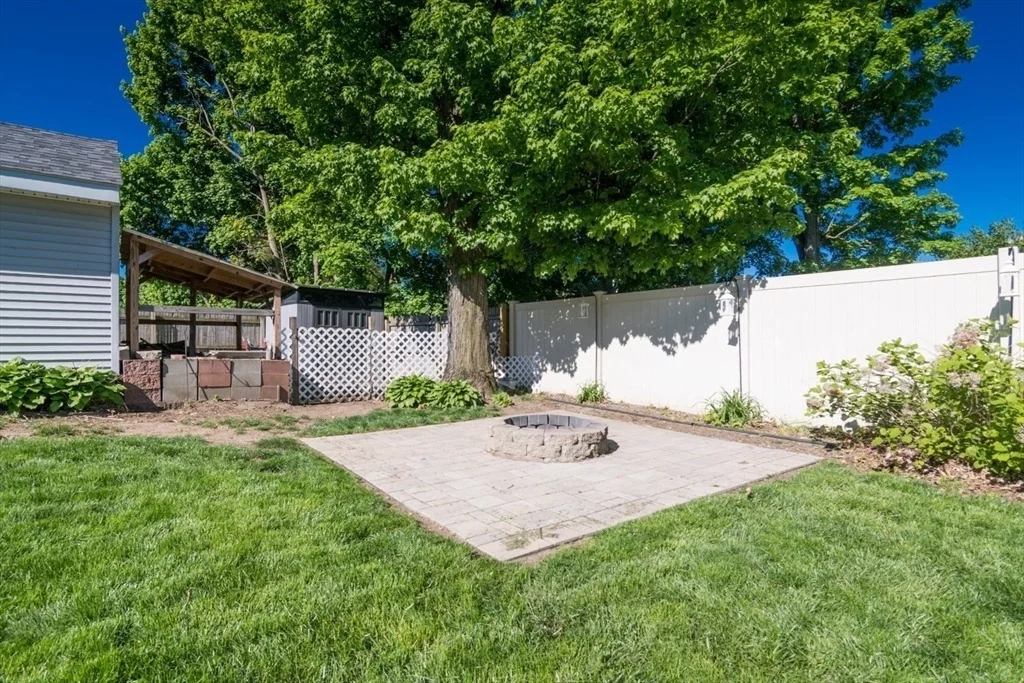 Photo of 77 Lindbergh Blvd