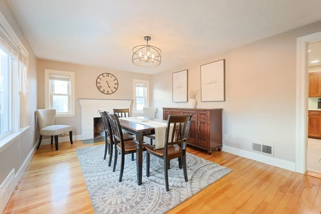 Photo of 16 Sunset Dr
