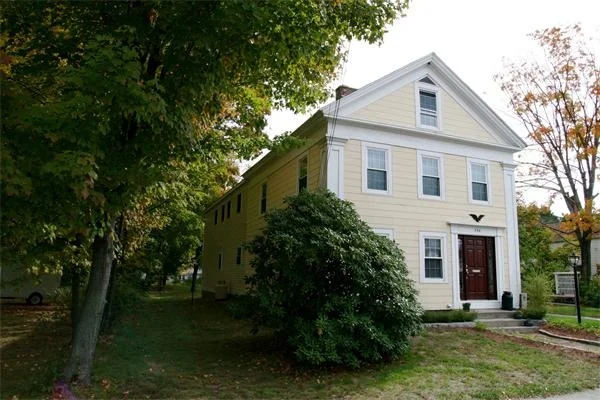 Photo of 258 Main St