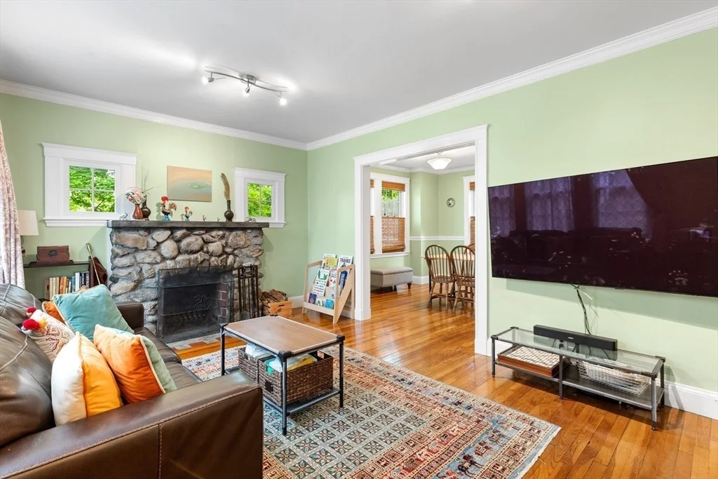 Photo of 304 Lowell Street