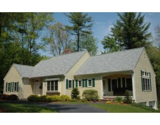 Photo of 40 Hillside Dr.