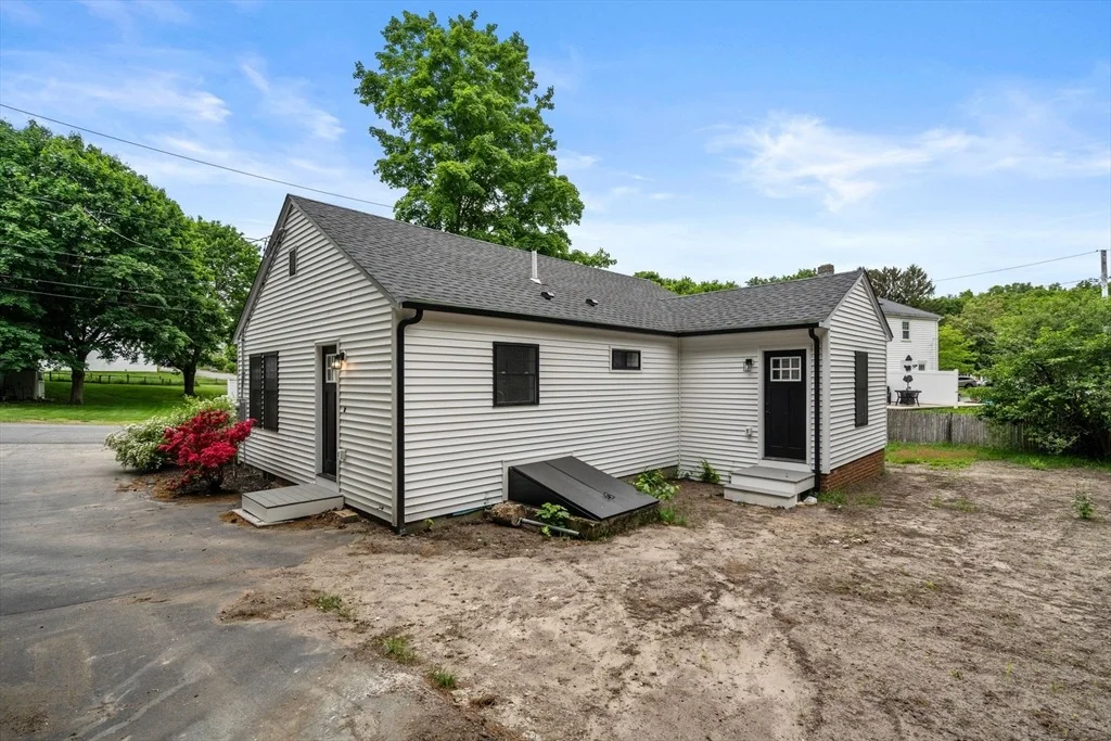 Photo of 19 Whitehorse Rd