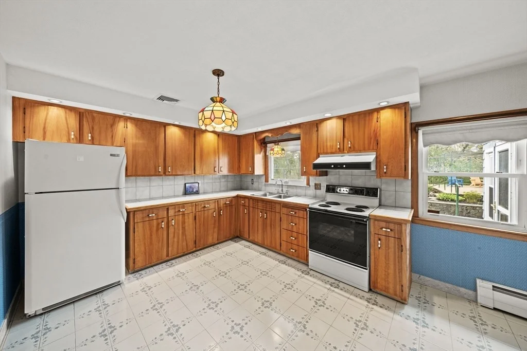Photo of 7 Cedarcrest Rd