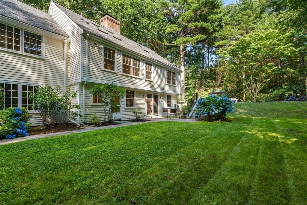 Photo of 156 Cherry Brook Rd