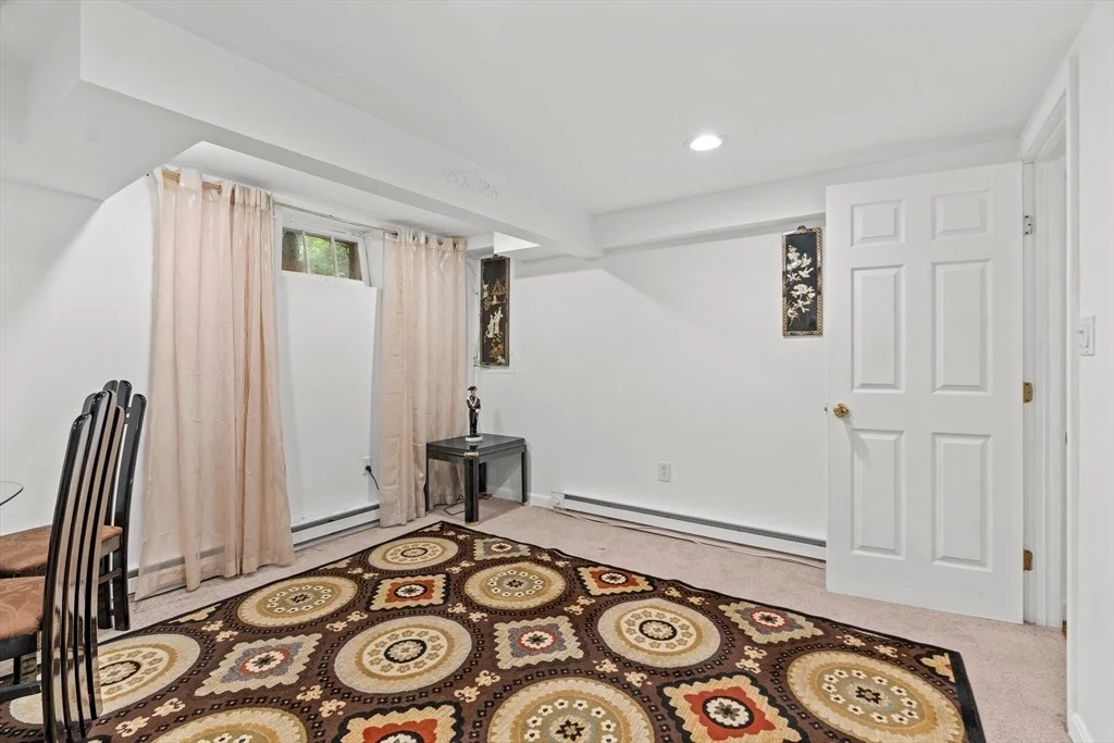 Photo of 100 Maple Street