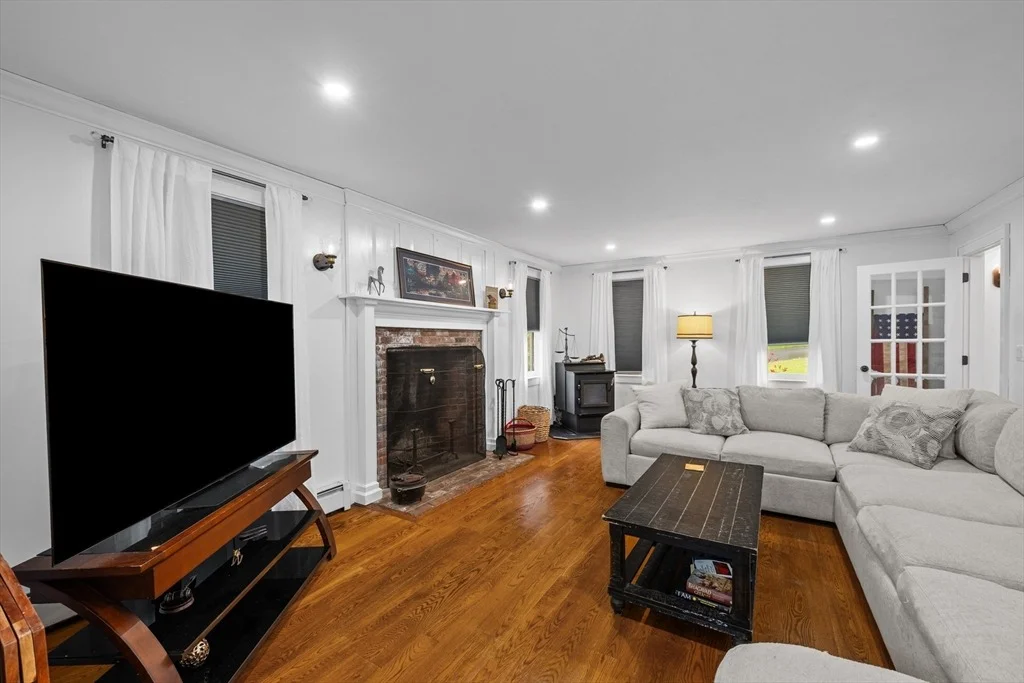 Photo of 16 Elliott Road