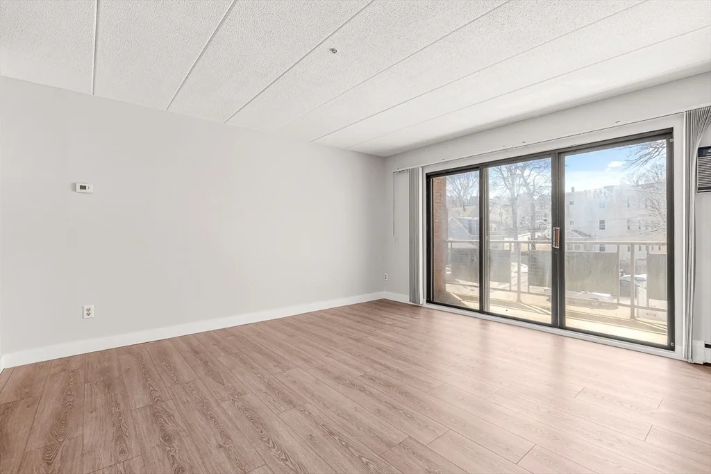 Photo of Unit 28 at 881 Broadway