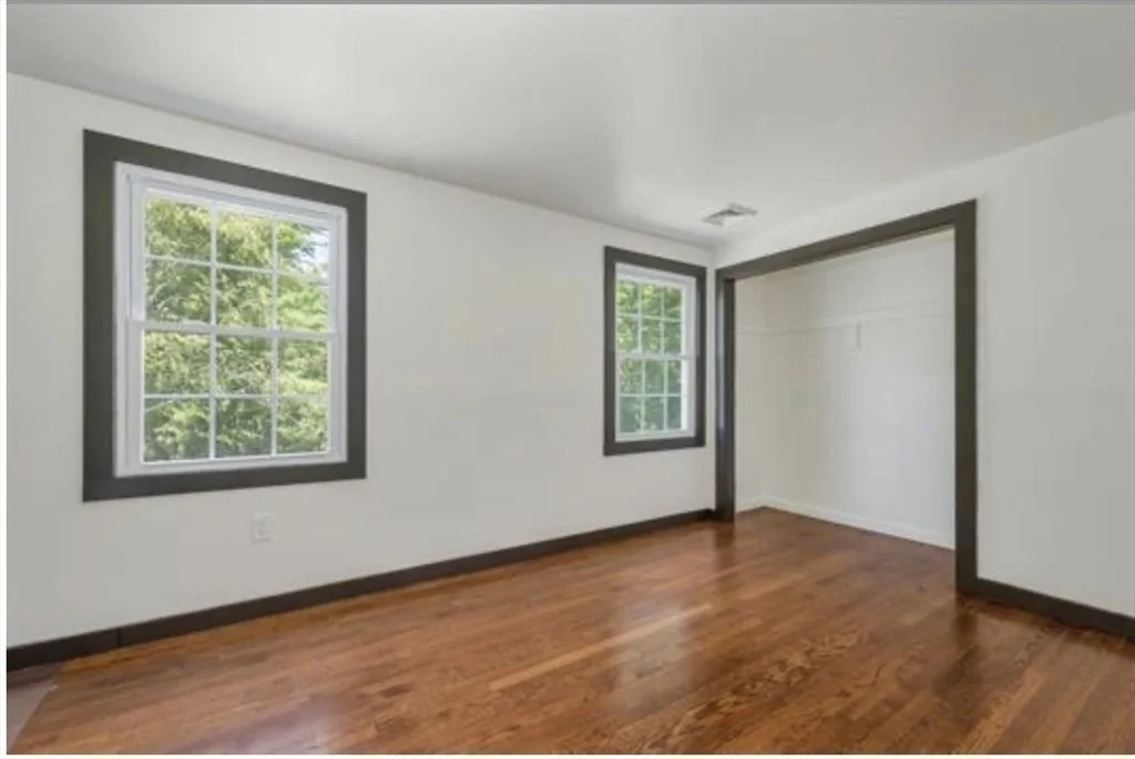 Photo of 20 Fox Den Road