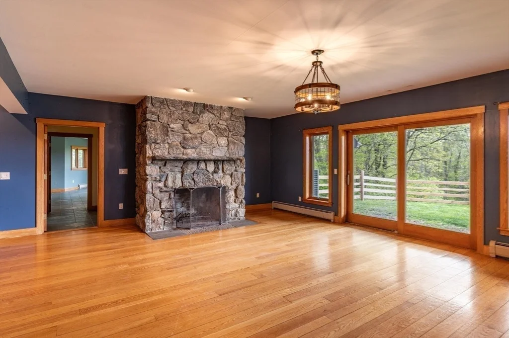 Photo of 184 West Rd