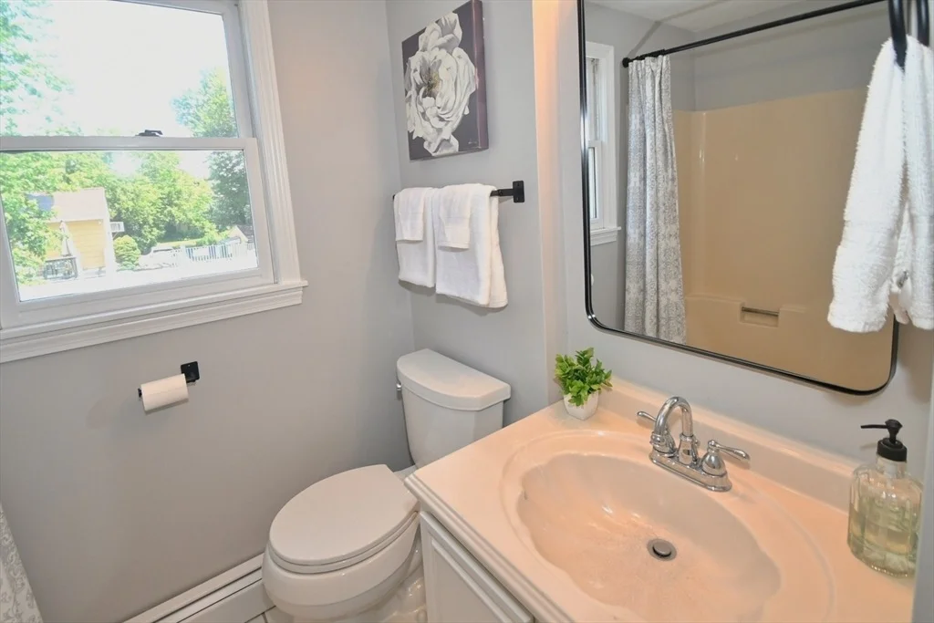 Photo of 61 Rollins St