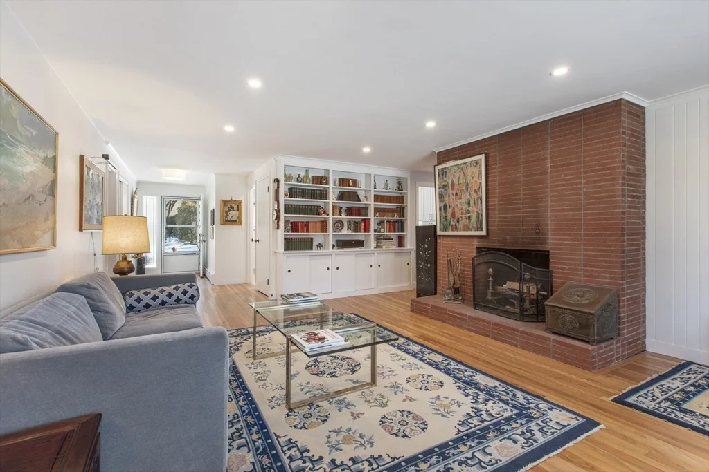 Photo of 155 Paulson Rd