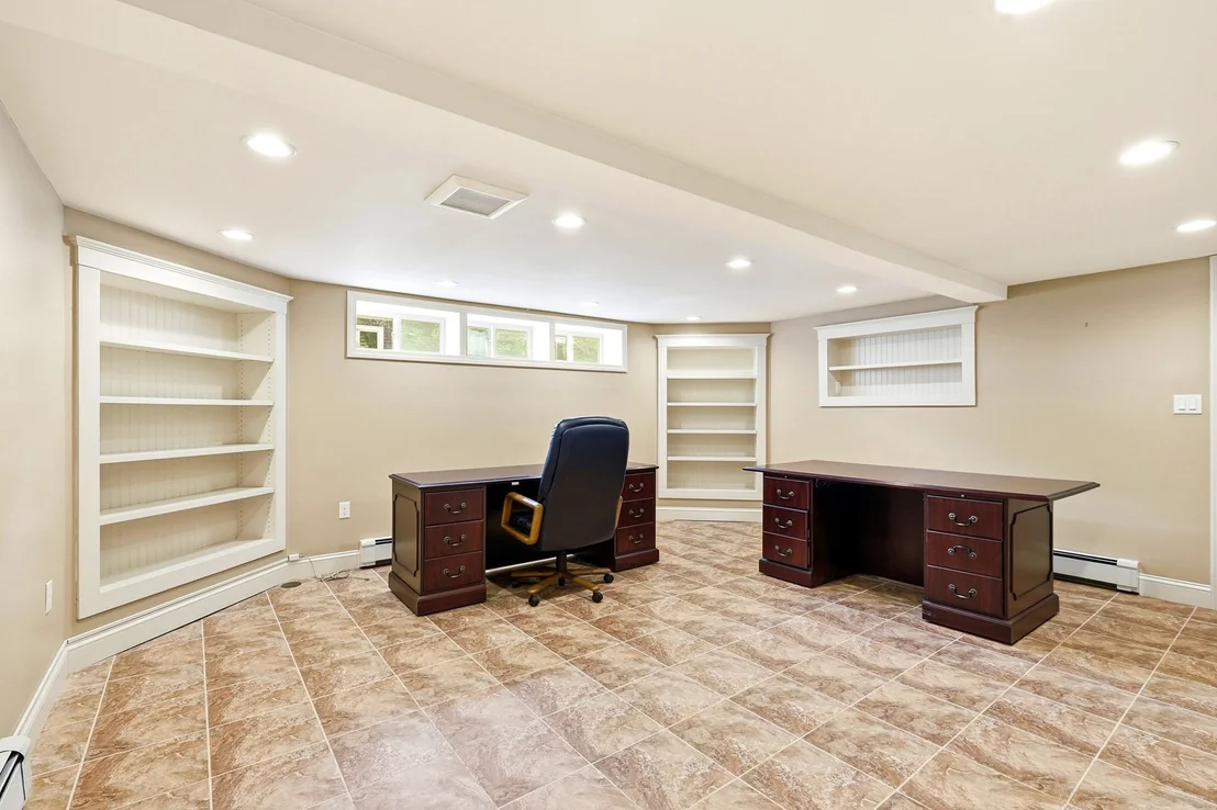 Photo of 10 Wolcott Ave