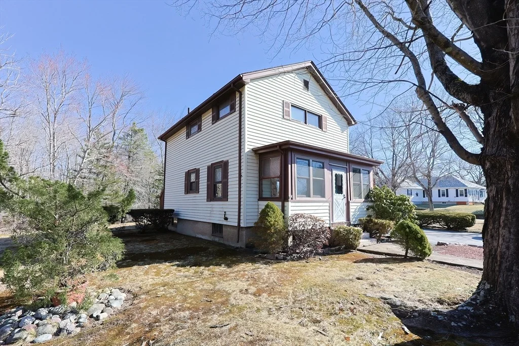 Photo of 940 Read St.