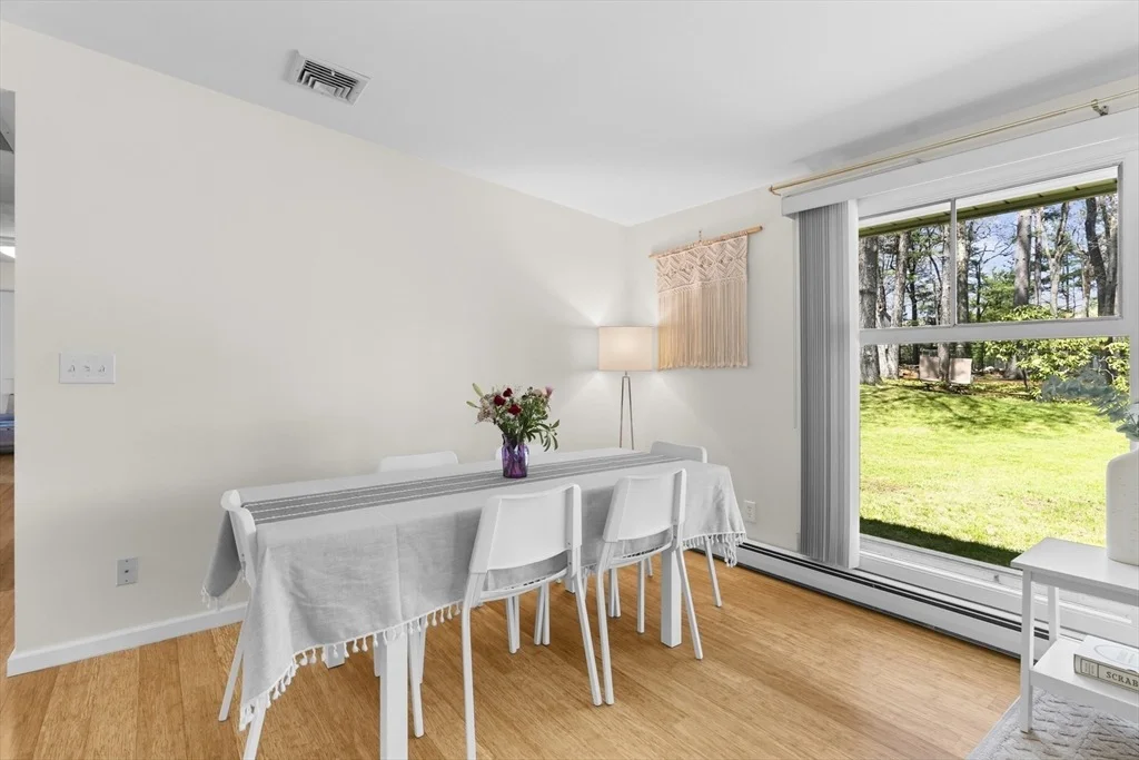 Photo of 58 Sloane Dr