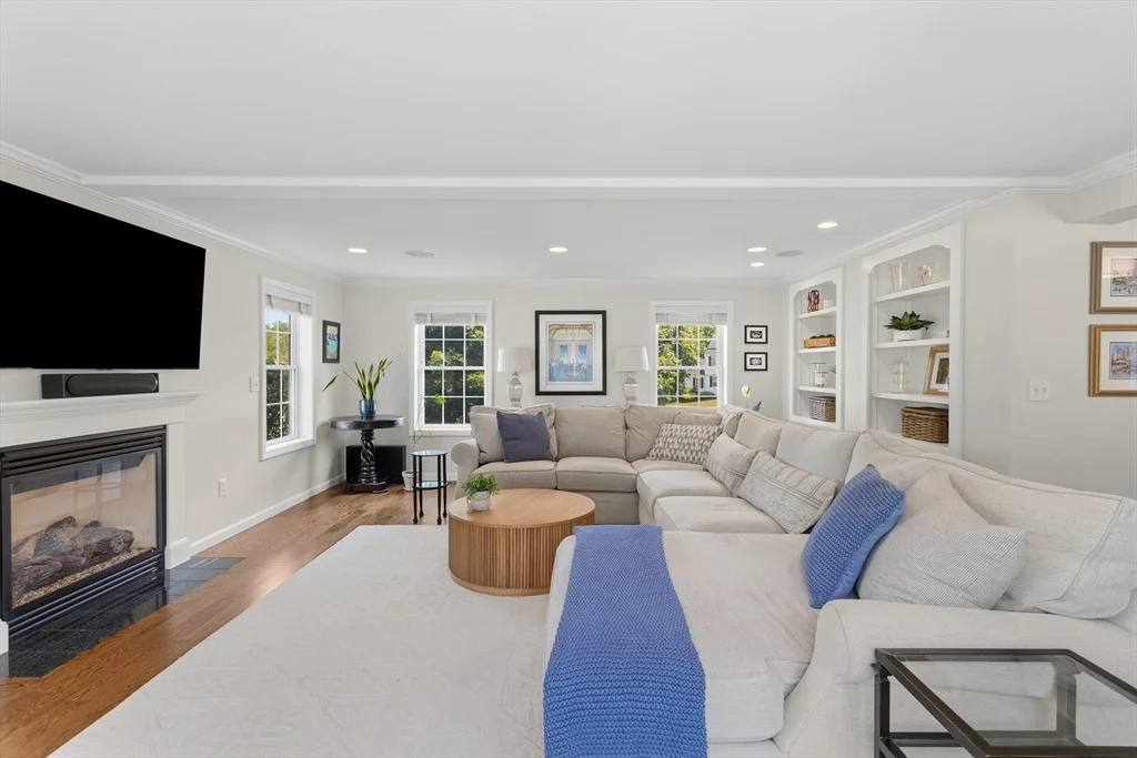 Photo of 1 Daisy Lane