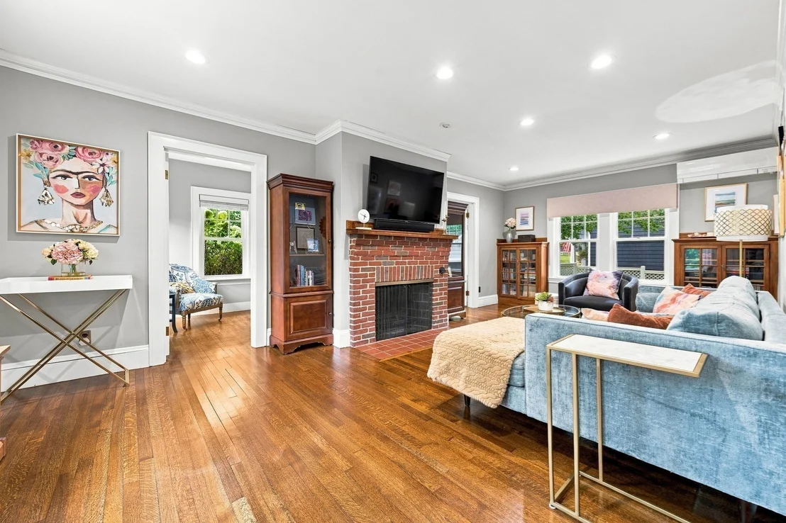 Photo of 6 Geneva Rd