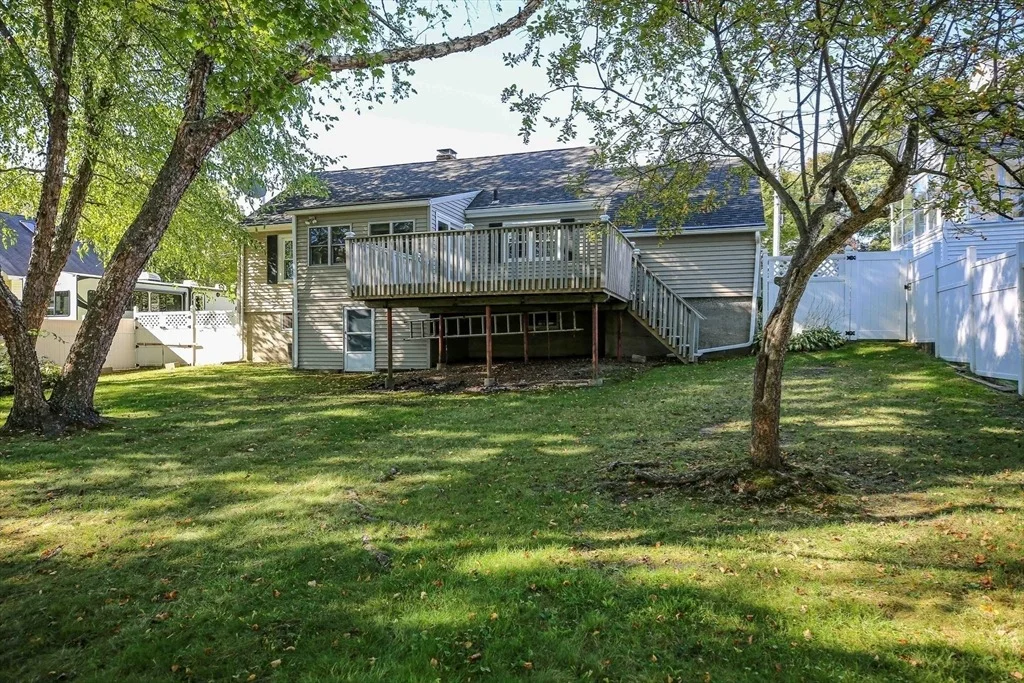 Photo of 14 Housatonic St