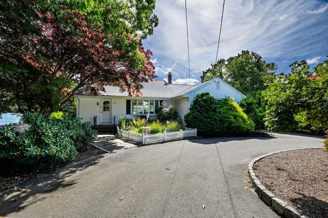 Photo of 188 Annable Point Rd