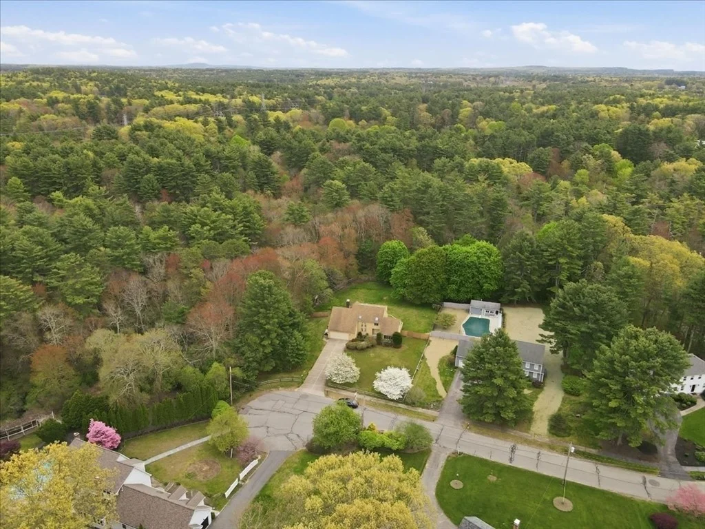Photo of 6 Hoover Rd