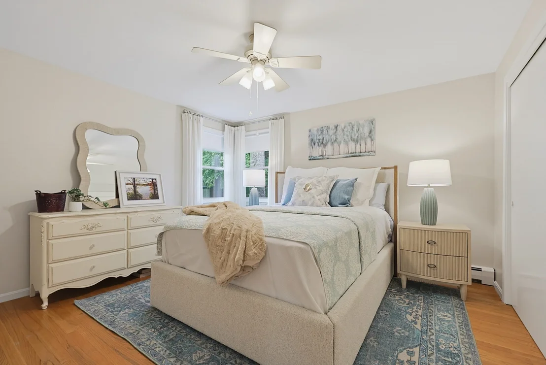 Photo of 45 Surrey Dr