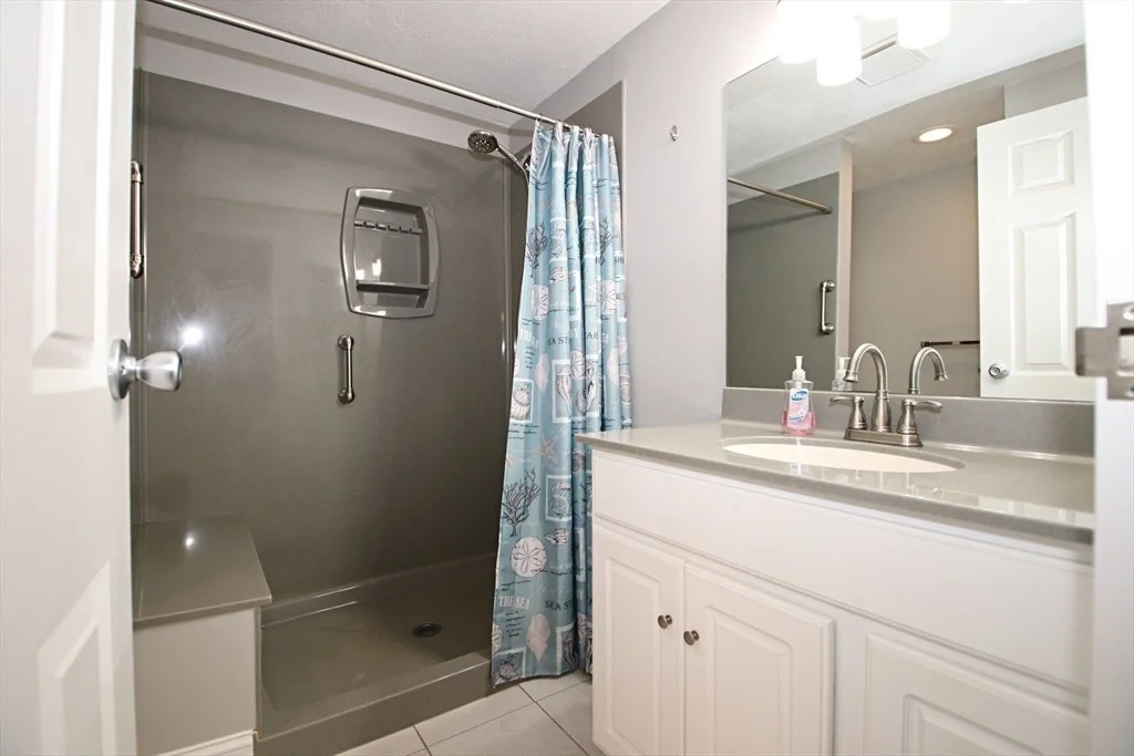 Photo of Unit 222 at 9 Broadway
