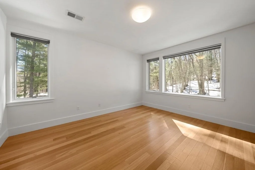 Photo of 11 Winthrop Circle