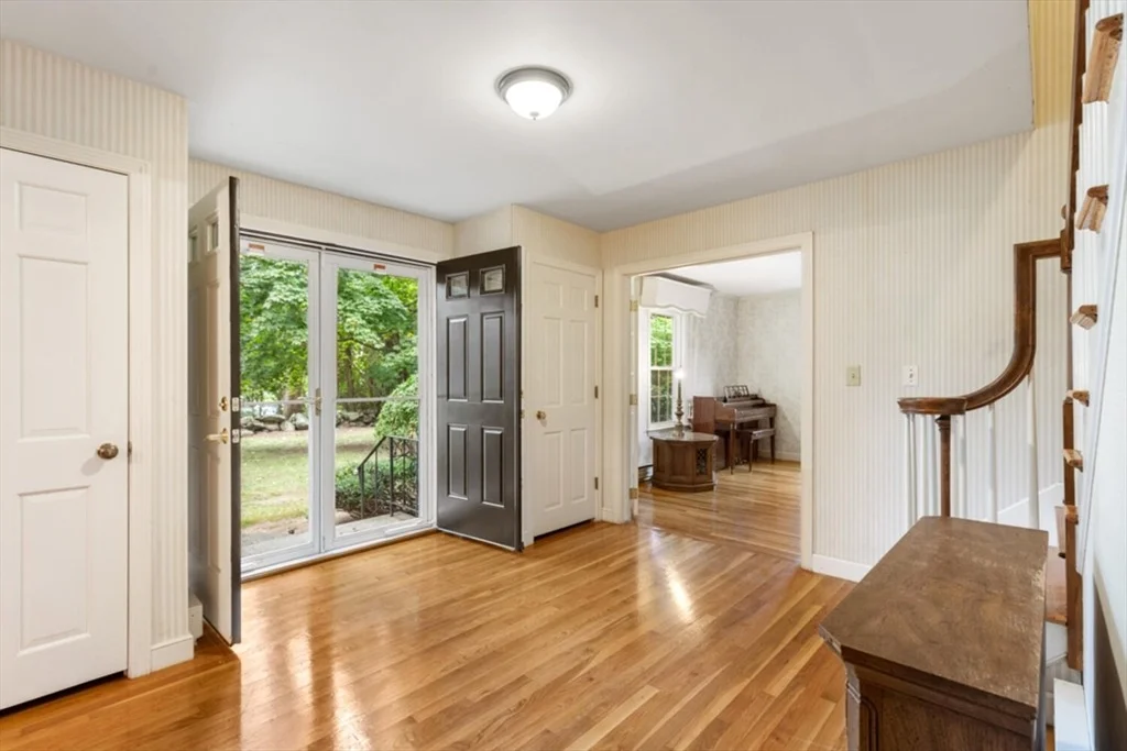Photo of 108 Indian Spring Rd