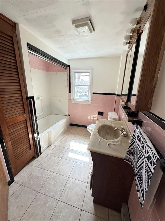 Photo of 137 Carroll St