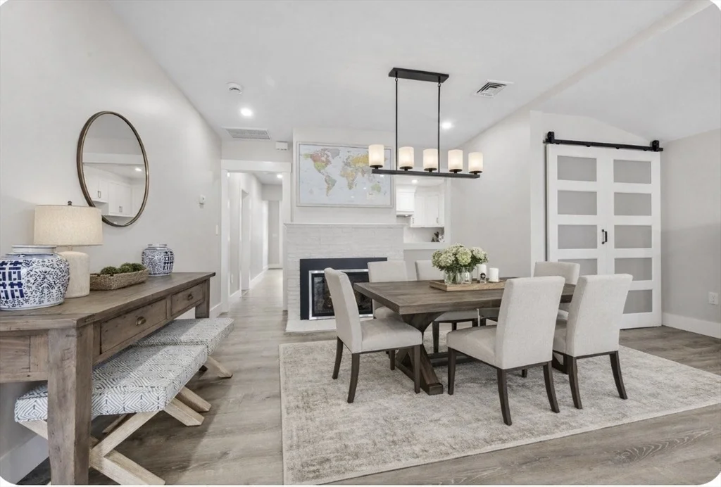 Photo of 24 Cove St