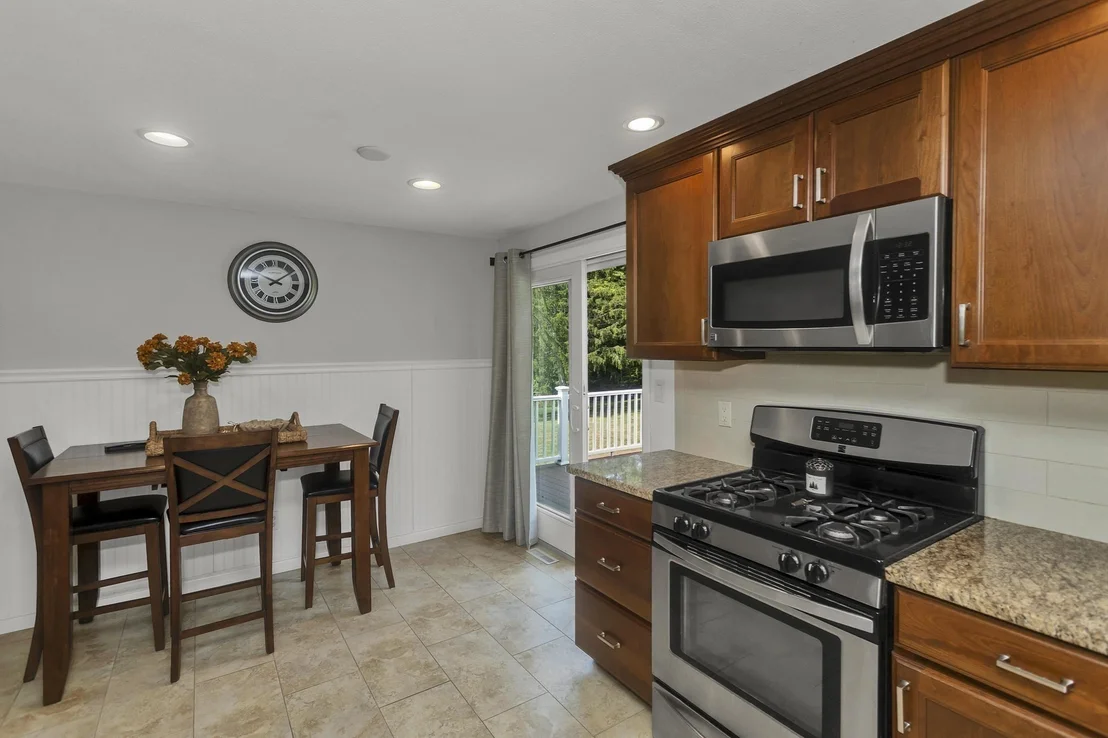 Photo of 14 Echo Valley Dr