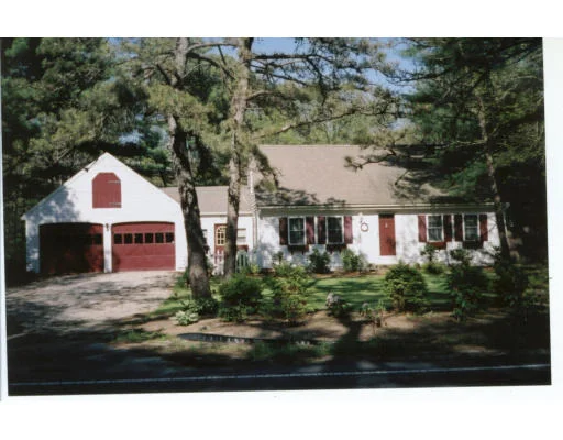 Photo of 254 Mashpee Neck Road