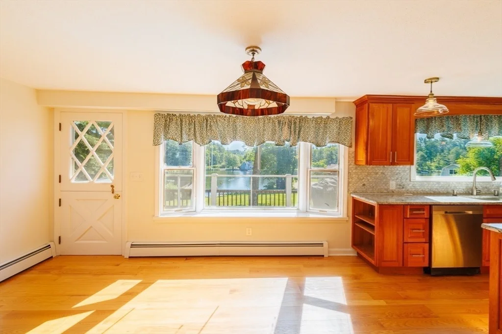 Photo of 57 Shore Rd