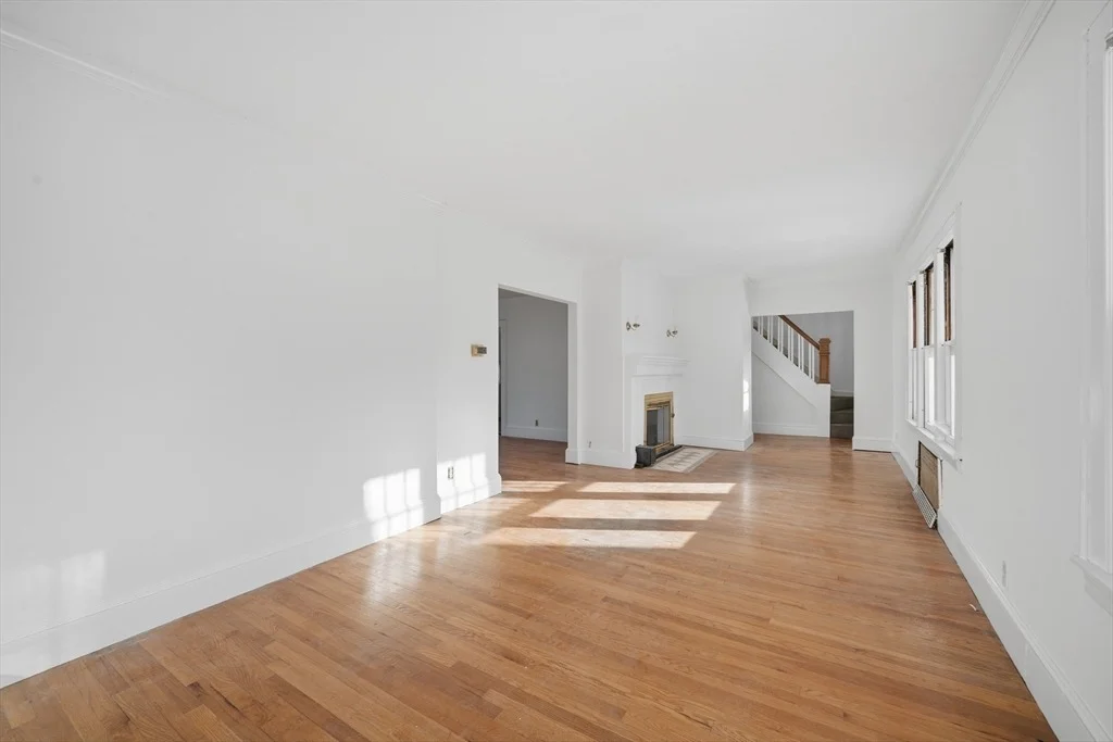 Photo of 785 Dickinson St