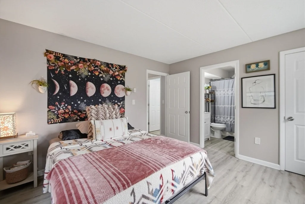 Photo of Unit G at 32 Maple Crest Cir