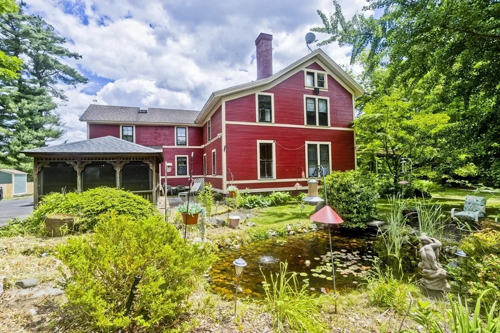 Photo of 2 Crescent Hl