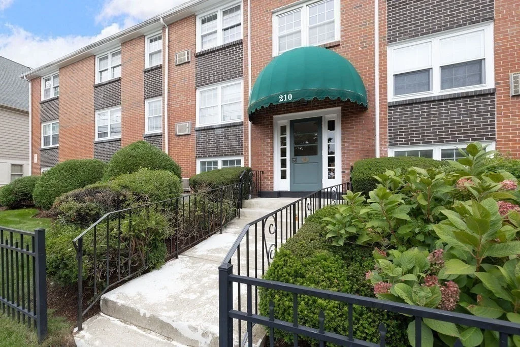 Photo of Unit 32 at 210 Hillside Ave