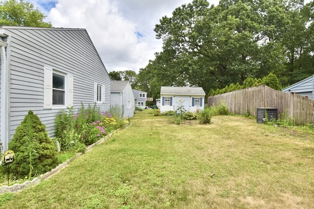Photo of 631 James St