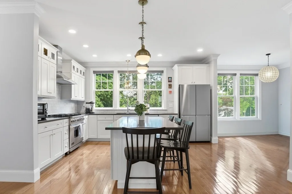 Photo of 7 Howe St