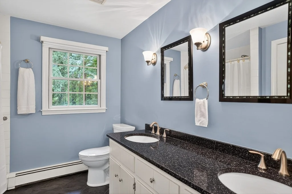 Photo of 17 Maplewood  Road