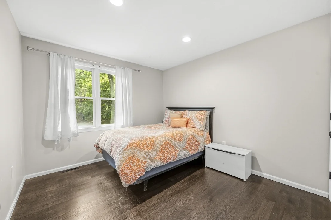 Photo of 37 Phyllis Rd