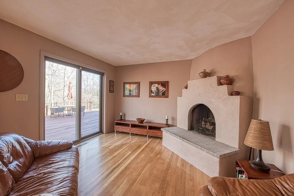 Photo of 580 Mountain St.