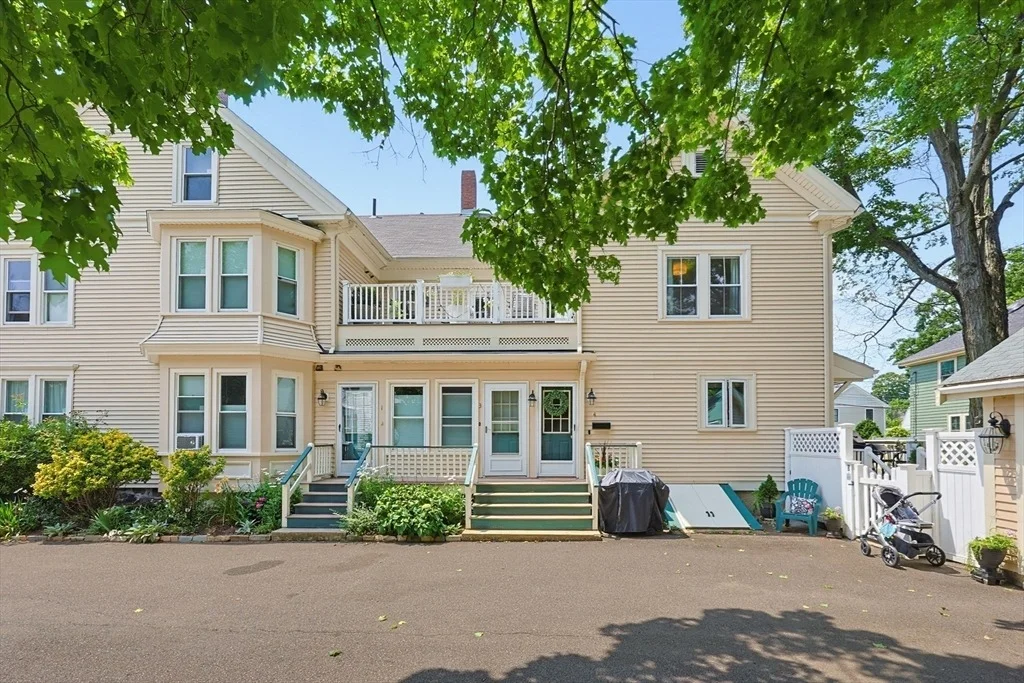 Photo of Unit 4 at 89 May St