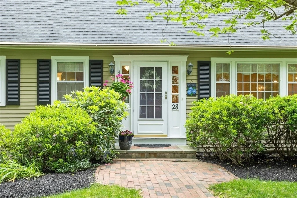 Photo of 28 Lincoln Drive