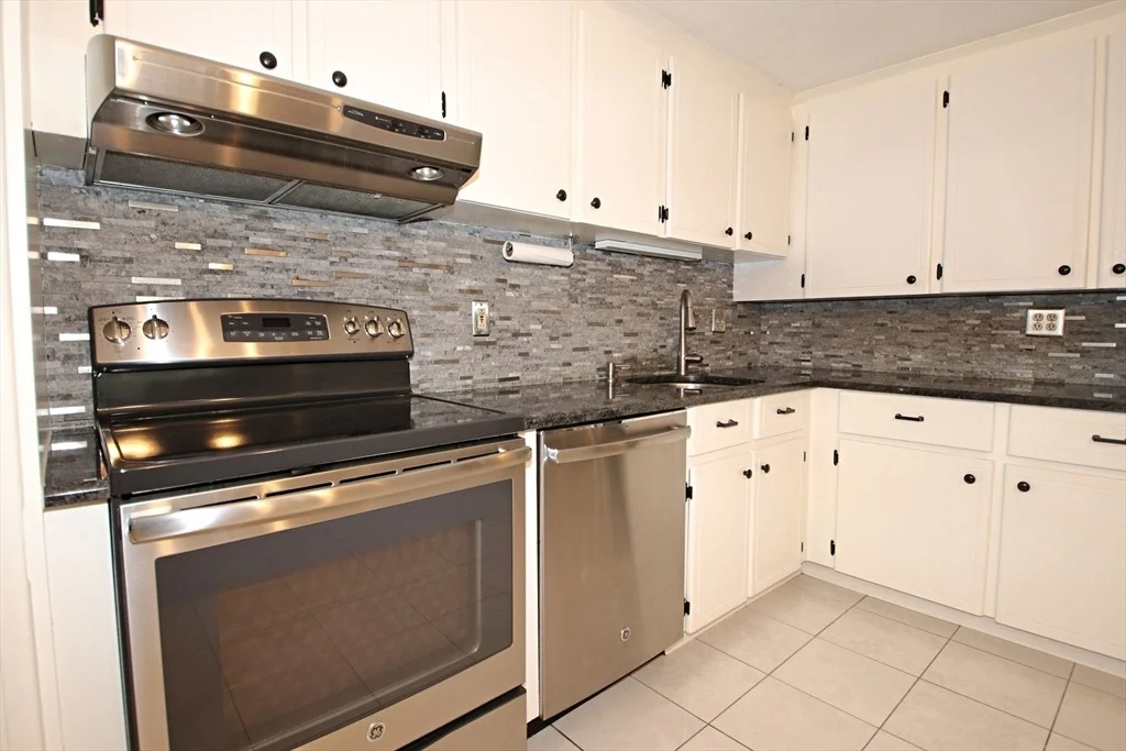 Photo of Unit 222 at 9 Broadway