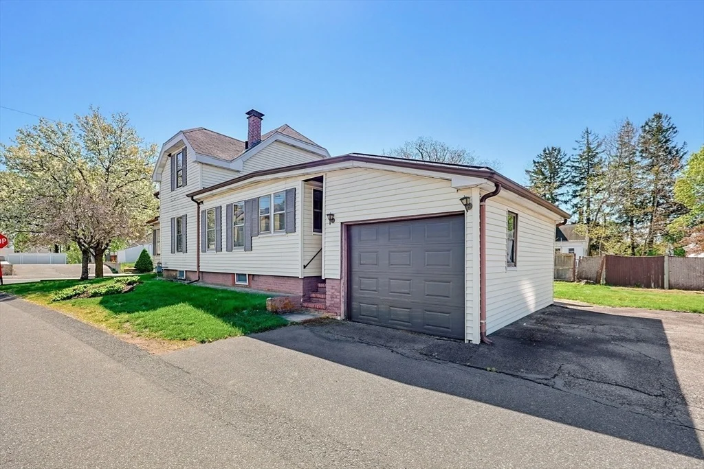Photo of 511 Ash St