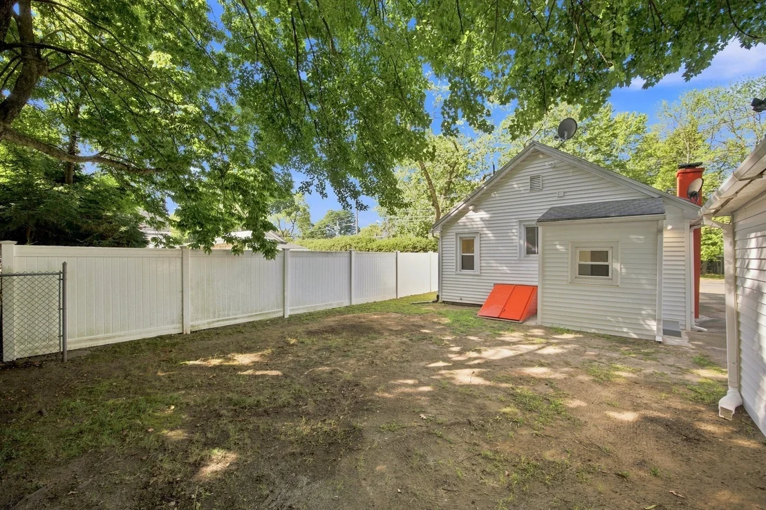 Photo of 15 Alice St
