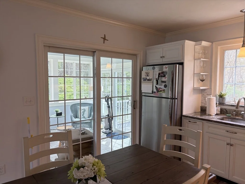 Photo of 71 West Spring St.