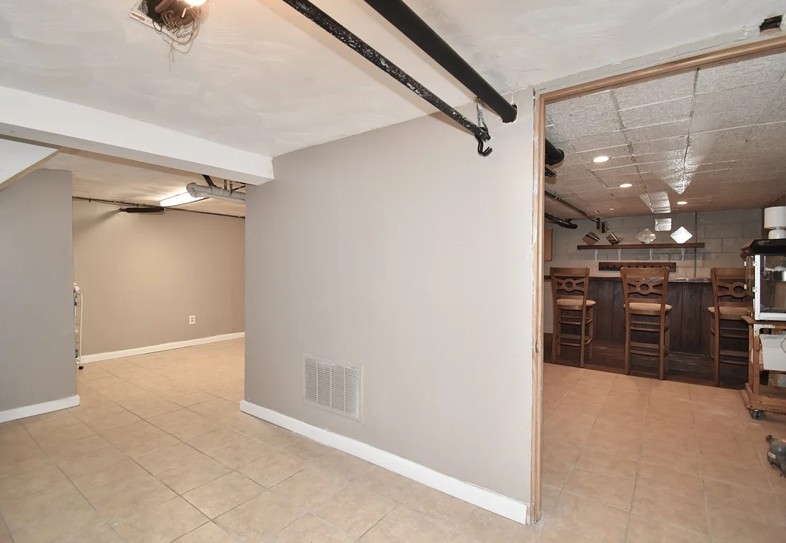 Photo of 1245 Bay St