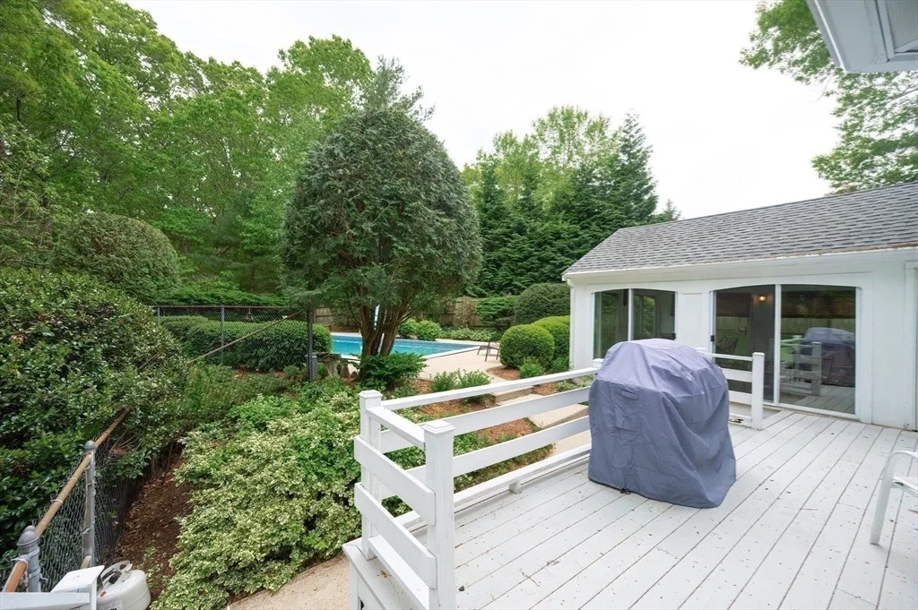 Photo of 69 Stonybrook Dr